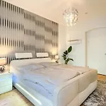 Mit Kamin I Ruhige Lage I Zentral I Netflix I Parkplaetze * Halle (Saale)