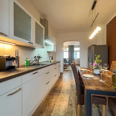 Appartement Mit Kamin I Ruhige Lage I Zentral I Netflix I Parkplaetze Halle (Saale)