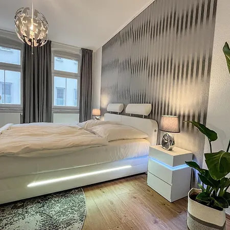 Mit Kamin I Ruhige Lage I Zentral I Netflix I Parkplaetze * Halle (Saale)