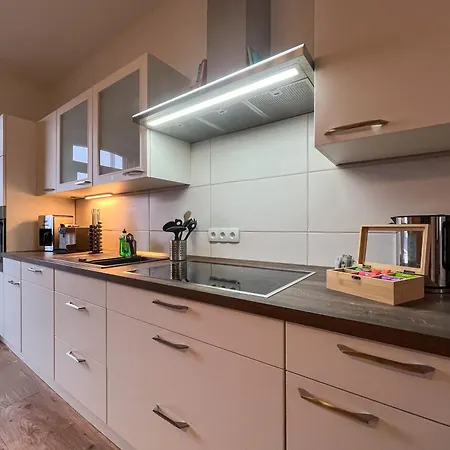 Mit Kamin I Ruhige Lage I Zentral I Netflix I Parkplaetze *