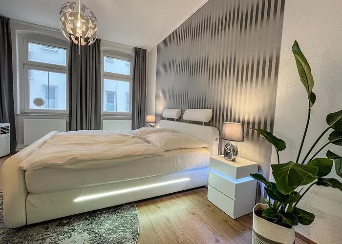 Mit Kamin I Ruhige Lage I Zentral I Netflix I Parkplaetze * Halle (Saale)