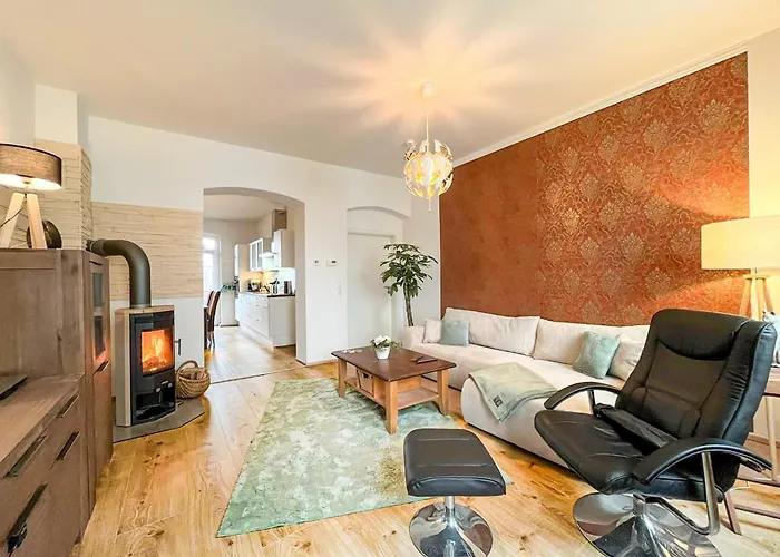 Mit Kamin I Ruhige Lage I Zentral I Netflix I Parkplaetze * Halle (Saale)